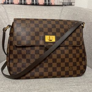 Louis vuitton besace roseberry